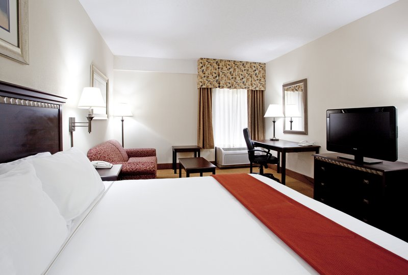 HOLIDAY INN EXPRESS - Lexington, SC