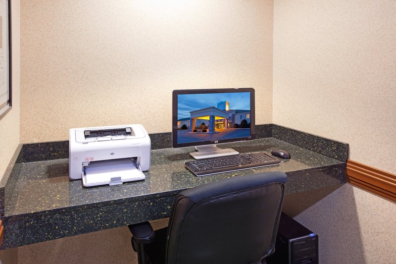Holiday Inn Express LA JUNTA - Billings, MT