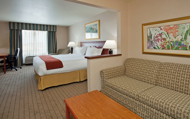 Holiday Inn Express & Suites LAWRENCE - Lawrence, KS