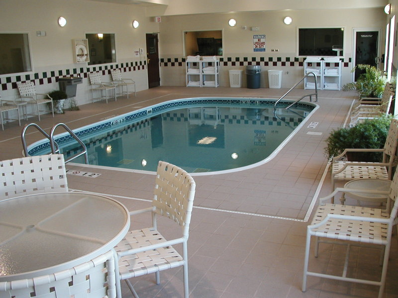 Holiday Inn Express & Suites LAWRENCE - Lawrence, KS