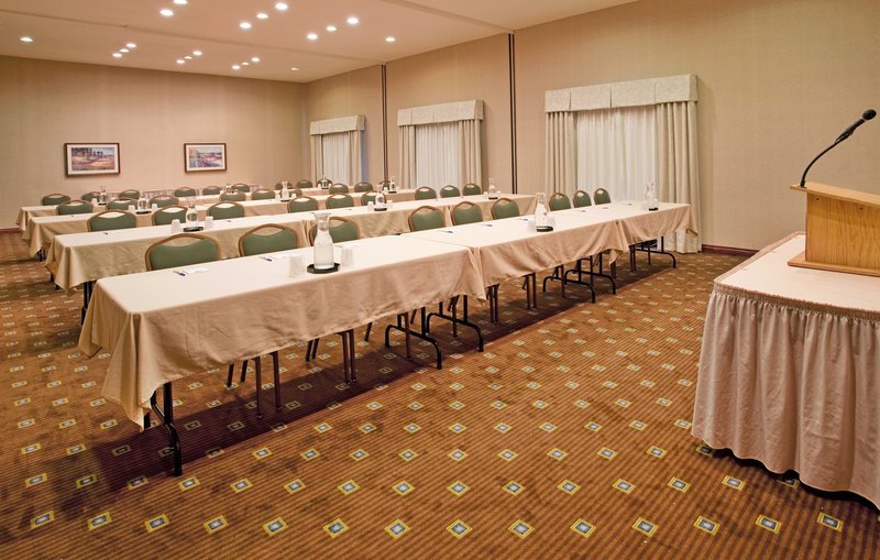 Holiday Inn Express & Suites LAWRENCE - Lawrence, KS