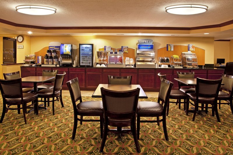 HOLIDAY INN EXPRESS-I 70 - London, OH