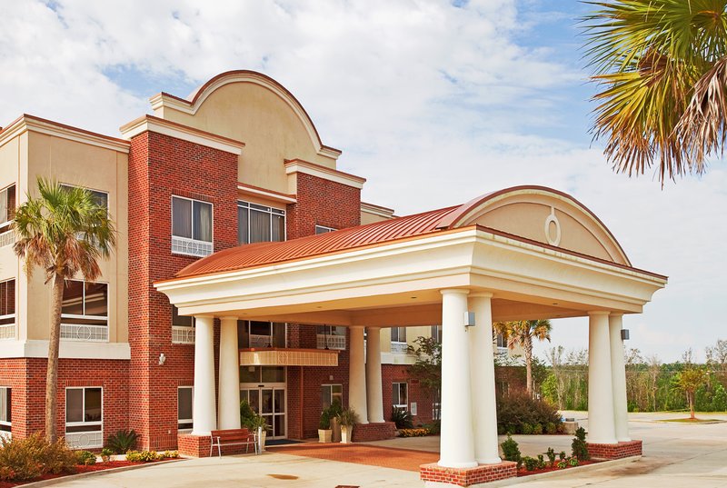 HOLIDAY INN EXPRESS - Lucedale, MS