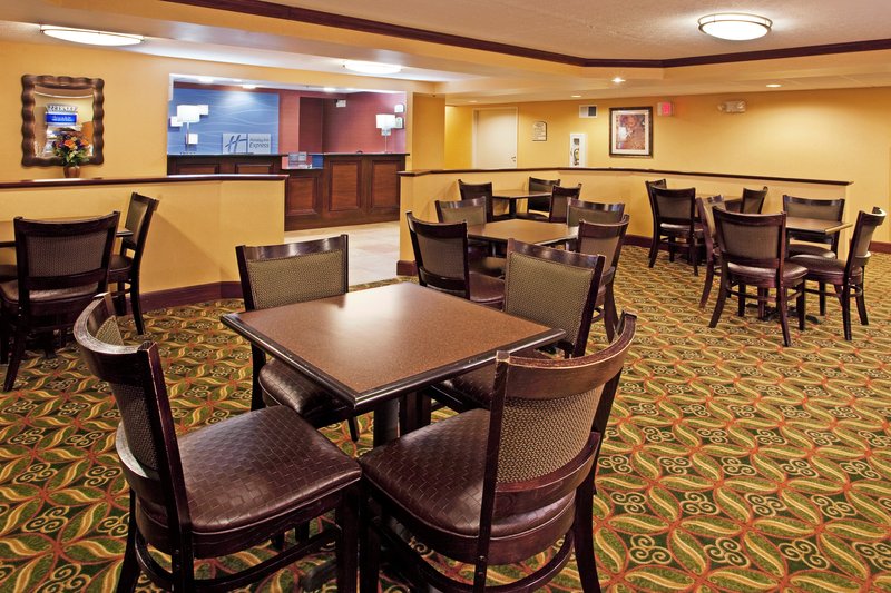 HOLIDAY INN EXPRESS-I 70 - London, OH