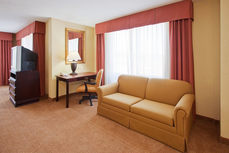 HOLIDAY INN EXPRESS - Lucedale, MS