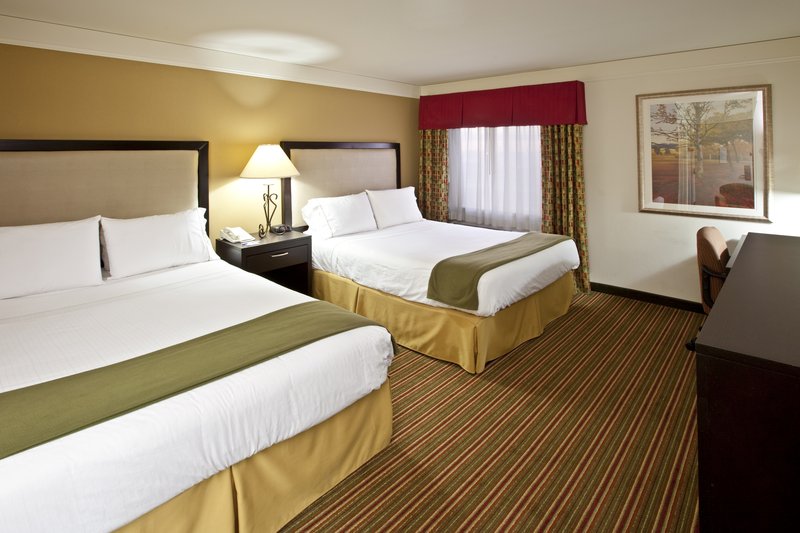 Holiday Inn Express LITCHFIELD - Litchfield, IL