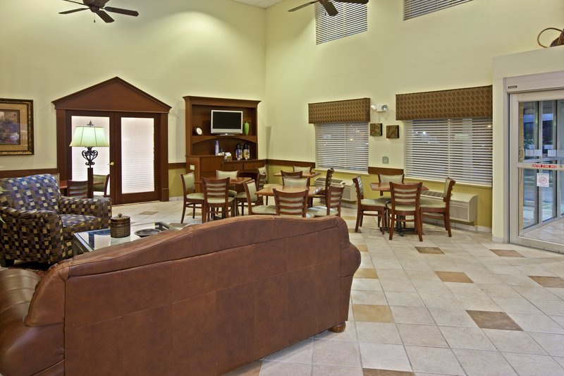 Holiday Inn Express LITCHFIELD - Litchfield, IL