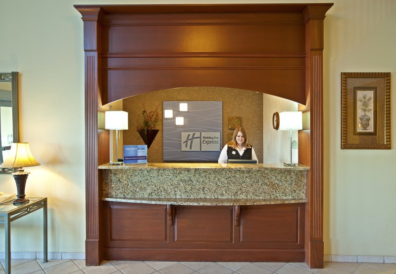 Holiday Inn Express LITCHFIELD - Litchfield, IL