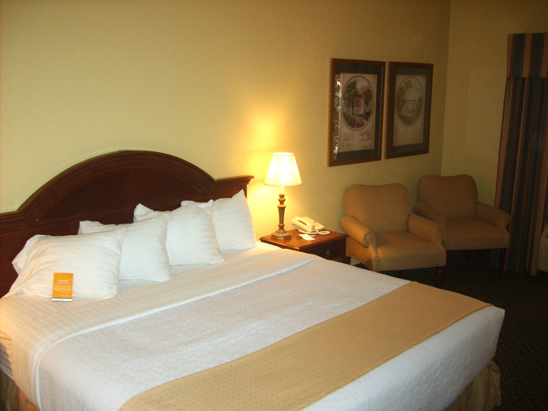 Holiday Inn Hotel & Suites LA CROSSE - Hillsboro, WI