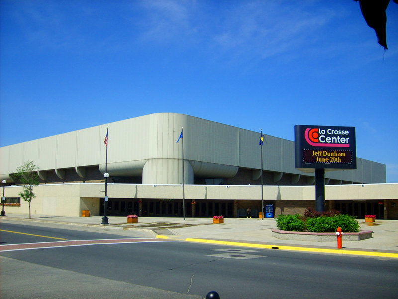 Holiday Inn Hotel & Suites LA CROSSE - Hillsboro, WI