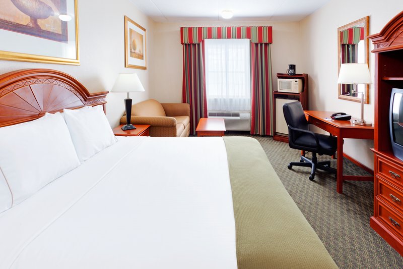 Holiday Inn Express - Lancaster, PA