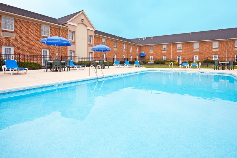 Holiday Inn Express - Lancaster, PA