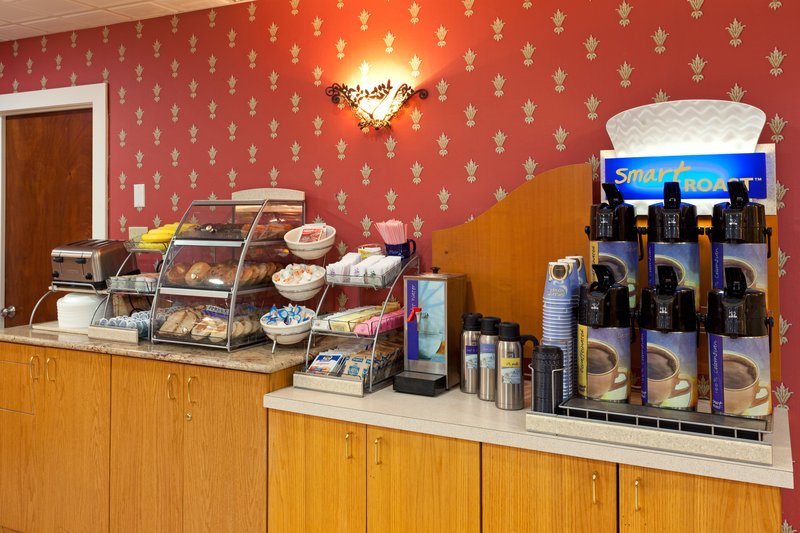 Holiday Inn Express - Lancaster, PA