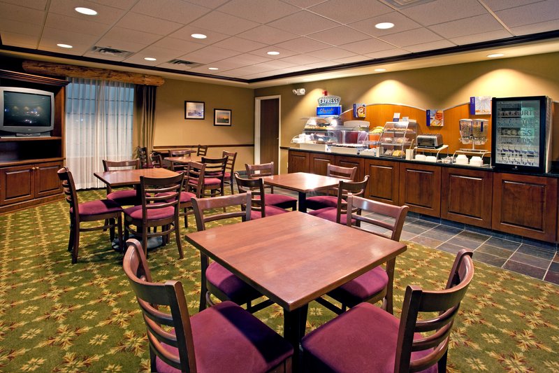 Holiday Inn Express HOCKING HILLS-LOGAN - Logan, OH