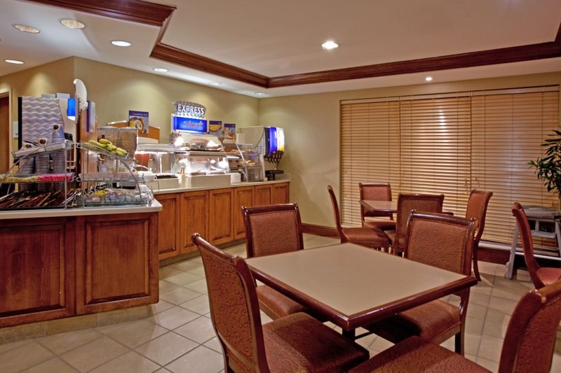 Hampton Inn & Suites Chapel Hill/Durham, Area - Chapel Hill, NC