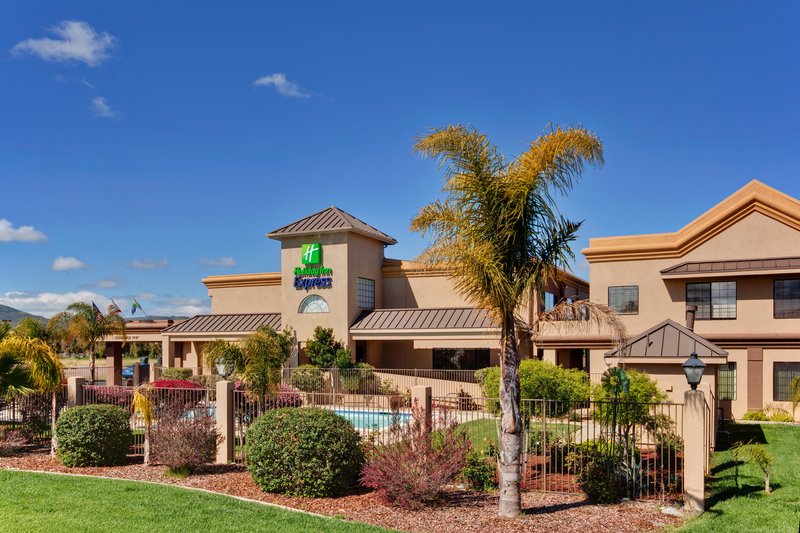 Holiday Inn Express - Lompoc, CA
