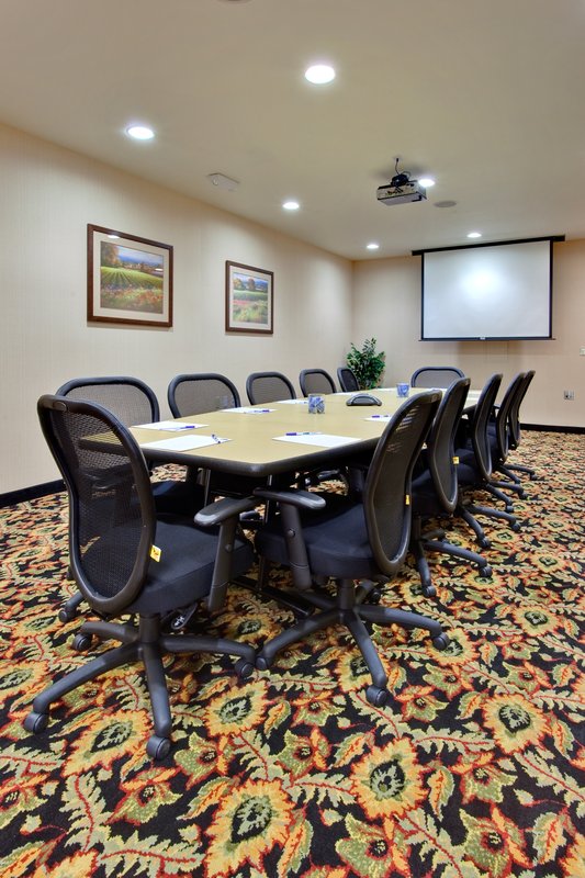Holiday Inn Express - Lompoc, CA