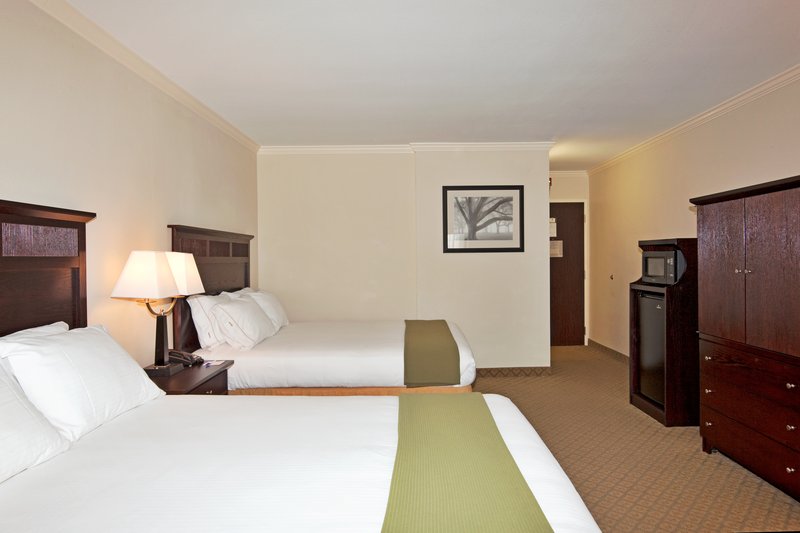 Holiday Inn Express - Lompoc, CA