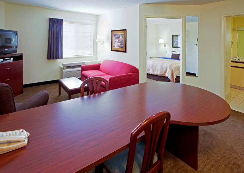 Candlewood Suites DURHAM-RTP - Carrboro, NC