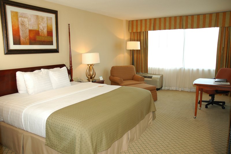 Holiday Inn RALEIGH (CRABTREE VALLEY MALL) - Raleigh, NC