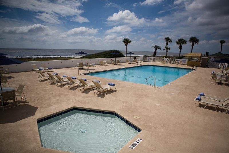 Oceanside Inn & Suites Hotel - Jekyll Island, GA