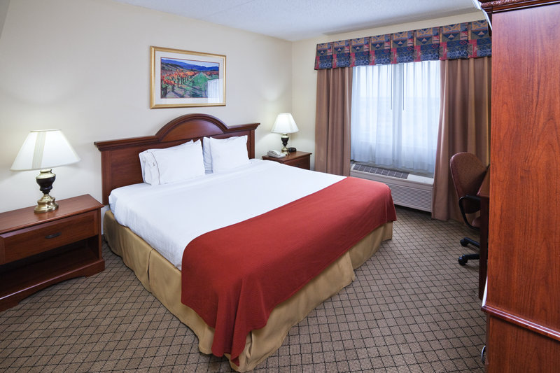 Holiday Inn Express & Suites MESQUITE - Mesquite, TX