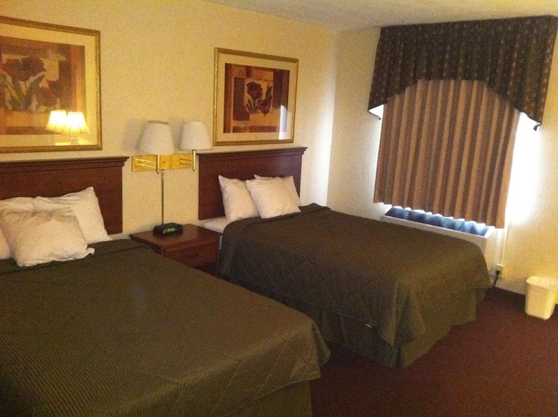 Travelodge Buffalo University District - Amherst, NY