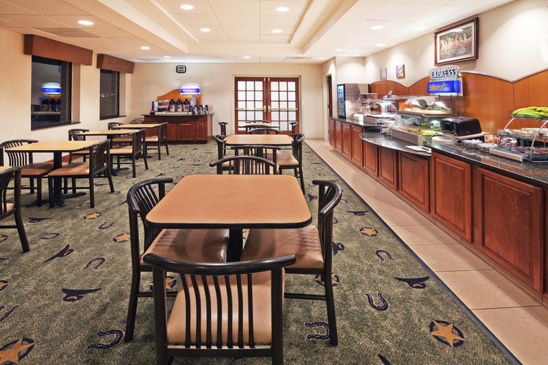 Holiday Inn Express & Suites MESQUITE - Mesquite, TX