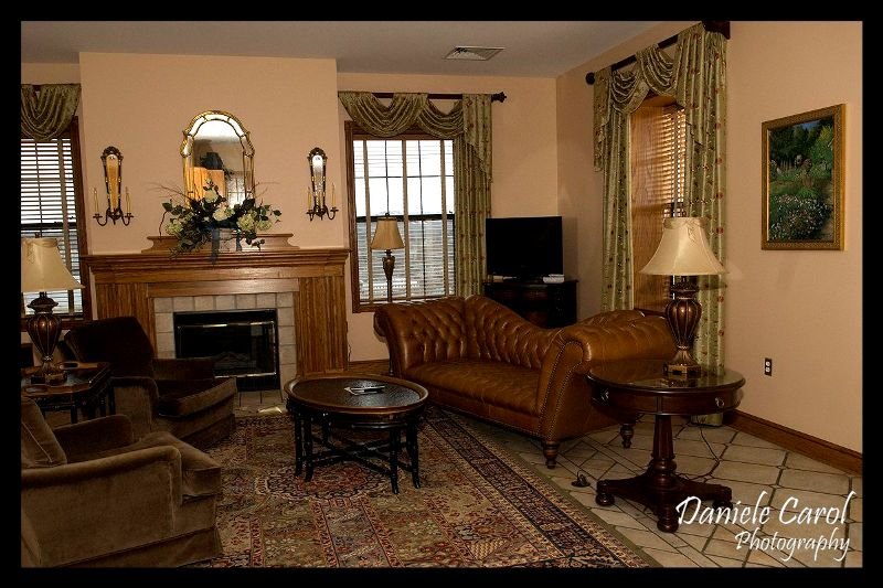 Landmark Inn - Marquette, MI