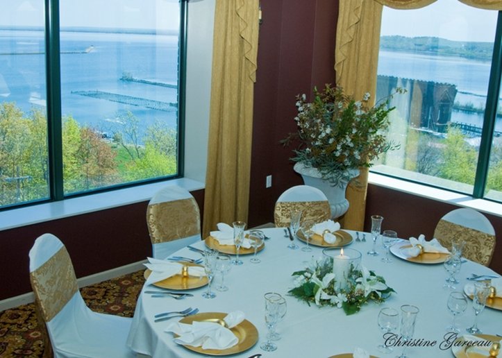 Landmark Inn - Marquette, MI