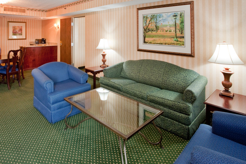 Crowne Plaza Hotel Williamsburg - Williamsburg, VA