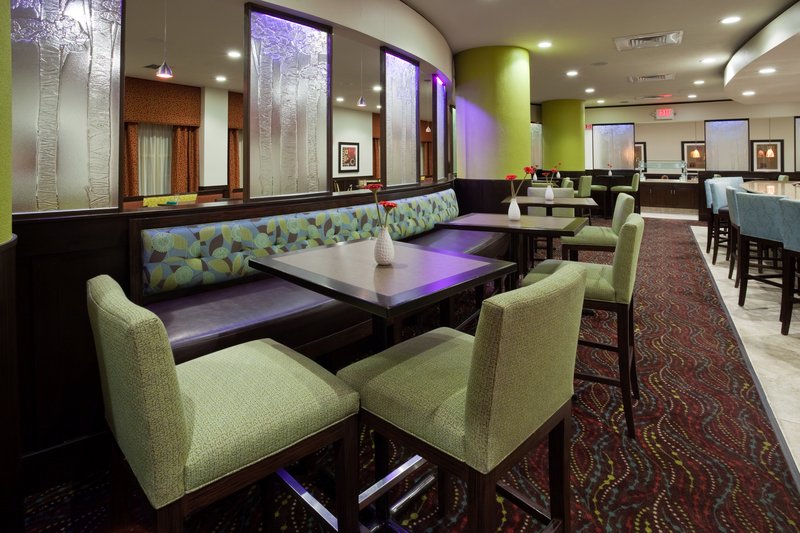 Crowne Plaza Anchorage-Midtown - Anchorage, AK