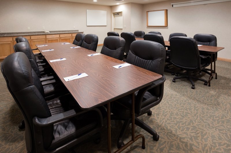 Candlewood Suites-Appleton - Hilbert, WI