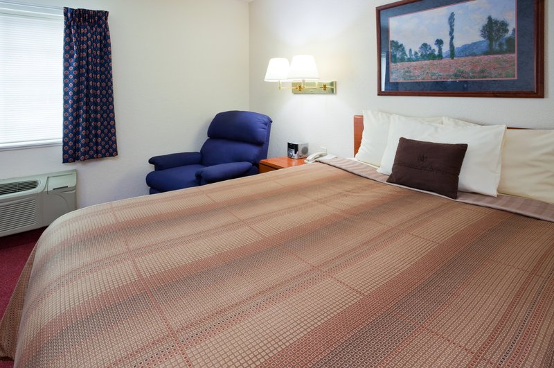 Candlewood Suites-Appleton - Hilbert, WI