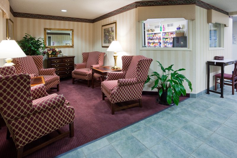 Candlewood Suites-Appleton - Hilbert, WI
