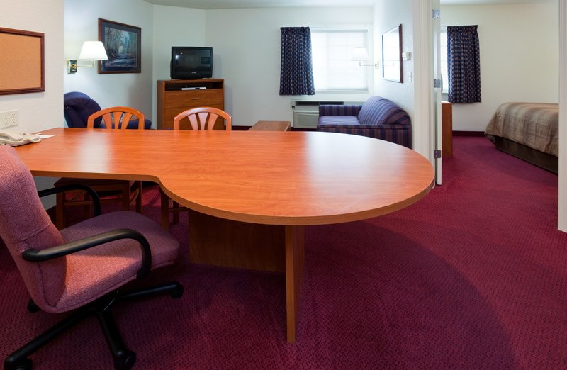 Candlewood Suites-Appleton - Hilbert, WI