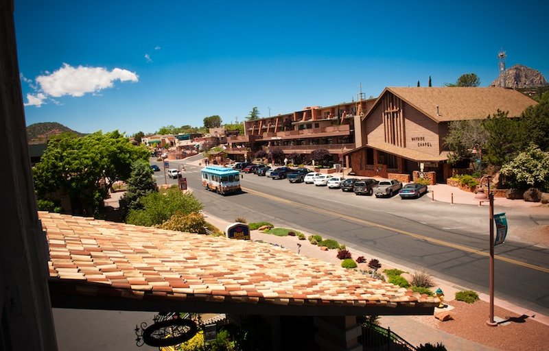 Best Western Plus Arroyo Roble Hotel & Creekside Villas - Sedona, AZ