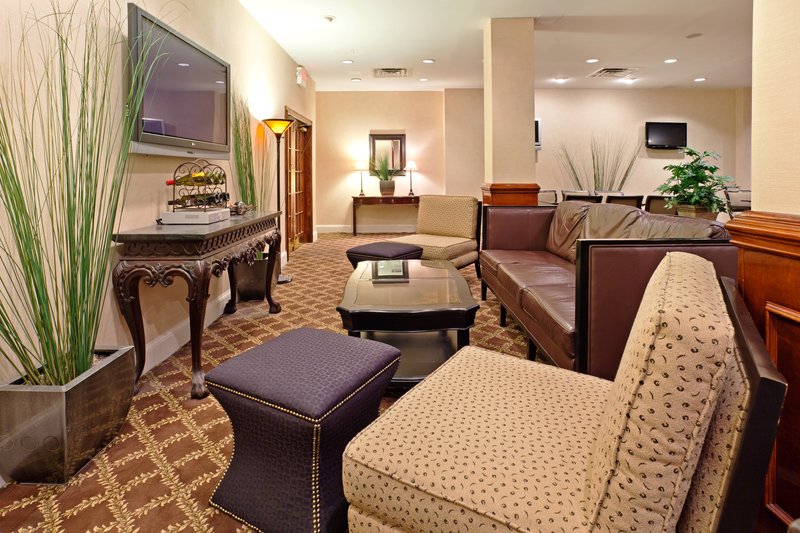 Crowne Plaza Charlotte Uptown - Charlotte, NC