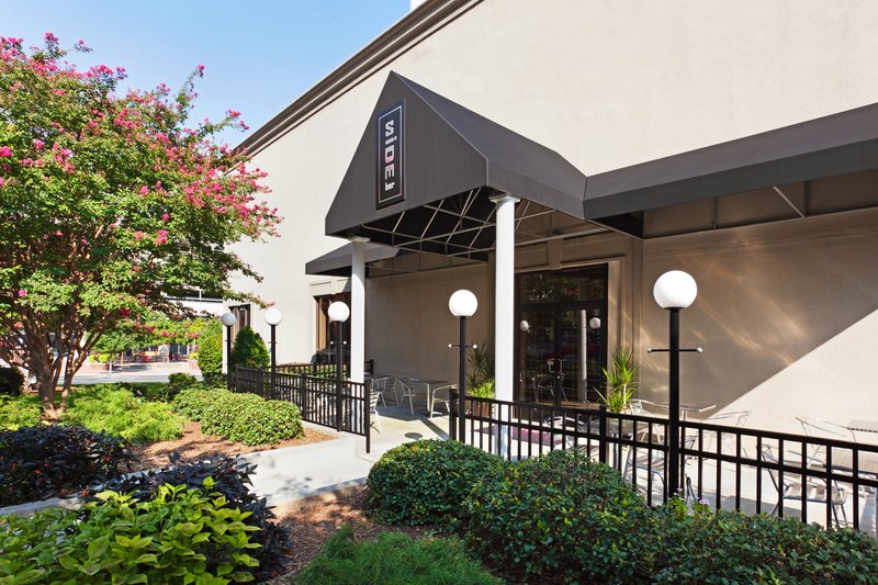 Crowne Plaza Charlotte Uptown - Charlotte, NC