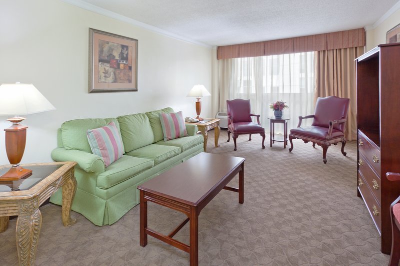 Crowne Plaza Charlotte Uptown - Charlotte, NC