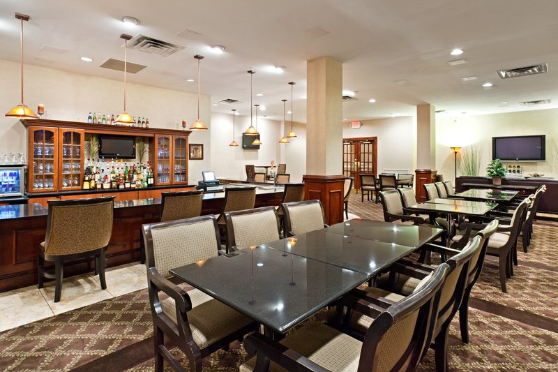 Crowne Plaza Charlotte Uptown - Charlotte, NC