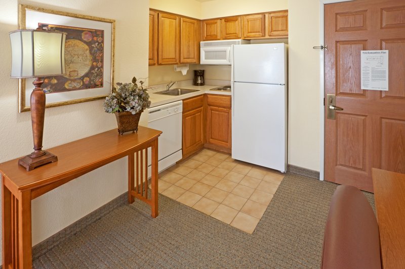 Staybridge Suites Dallas-Las Colinas Area - Lewisville, TX