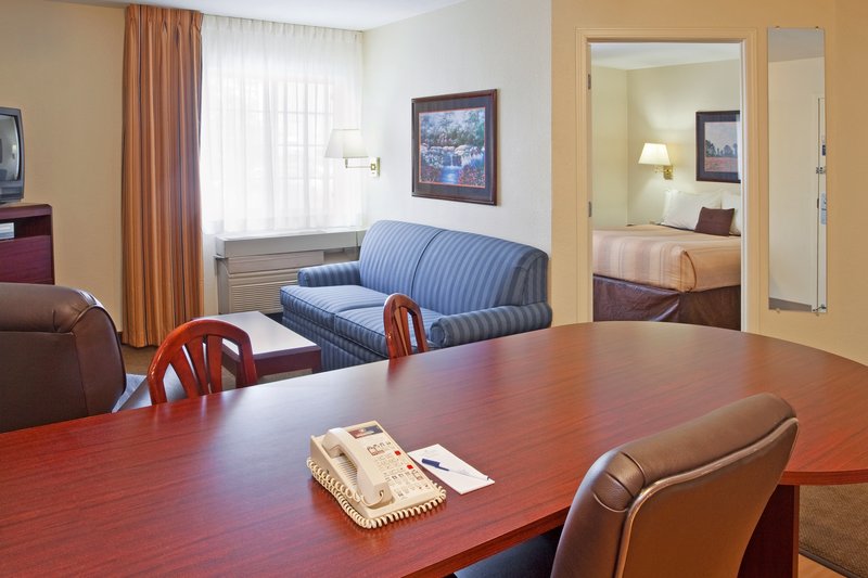 Candlewood Suites DETROIT-ANN ARBOR - Tecumseh, MI