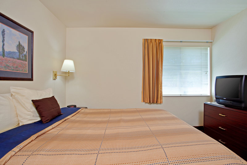 Candlewood Suites ORANGE COUNTY/IRVINE SPECTRUM - Irvine, CA