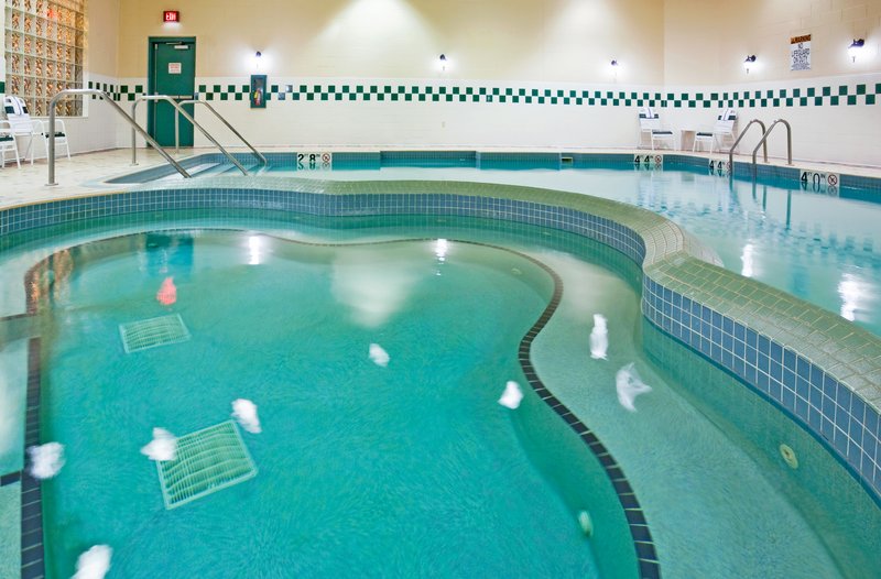 Holiday Inn Hotel & Suites LA CROSSE - Hillsboro, WI