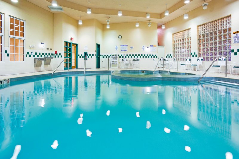 Holiday Inn Hotel & Suites LA CROSSE - Hillsboro, WI