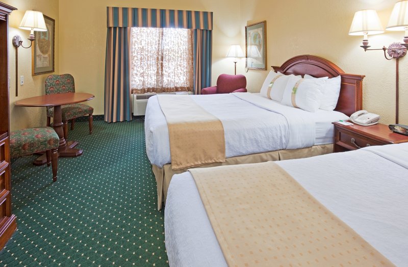 Holiday Inn Hotel & Suites LA CROSSE - Hillsboro, WI