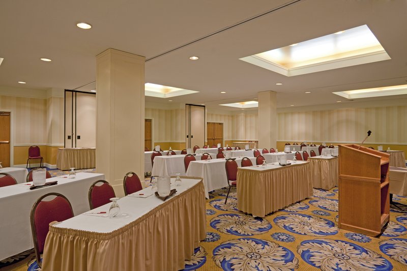 Crowne Plaza - Pittsfield, MA