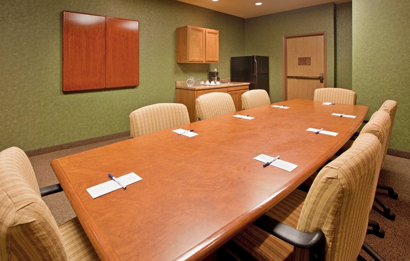 Candlewood Suites - Falcon, MO