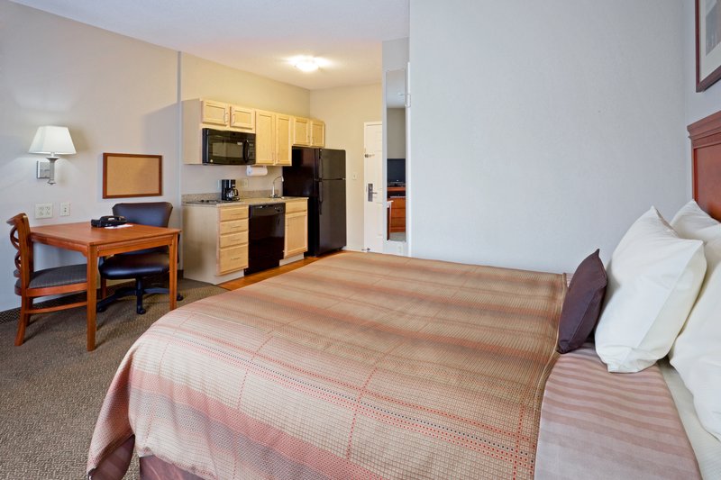 Candlewood Suites BORDENTOWN-TRENTON - Bordentown, NJ